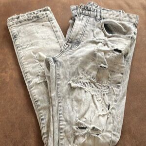 Smoke Rise Super‎ Distressed Fitted Jeans 32x34